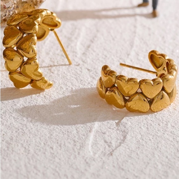 💛Gold plated hearts hoop earrings - Picture 4 of 5